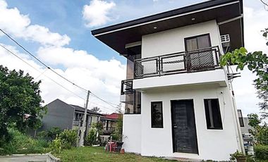 MODERN 2-STOREY, 2-BEDROOM HOUSE WITH BALCONY FOR SALE IN AVIDA WOODHILL SETTINGS