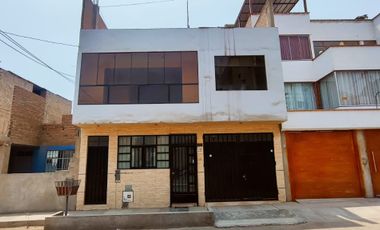 Casa En Venta En Santo Domingo Con Frente De 8Ml.