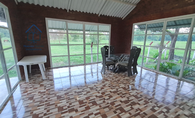 ¡Finca de ensueño! 6 cabañas, piscina, cancha de pasto sintético y acceso al río. ¡No te pierdas esta oportunidad!