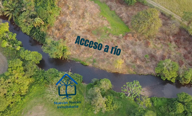 ¡Finca de ensueño! 6 cabañas, piscina, cancha de pasto sintético y acceso al río. ¡No te pierdas esta oportunidad!