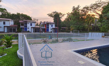 ¡Finca de ensueño! 6 cabañas, piscina, cancha de pasto sintético y acceso al río. ¡No te pierdas esta oportunidad!