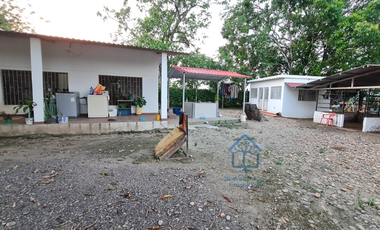 ¡Finca de ensueño! 6 cabañas, piscina, cancha de pasto sintético y acceso al río. ¡No te pierdas esta oportunidad!