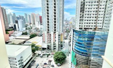 Modern 1 BR w Parking for Sale in Prime Location of Makati