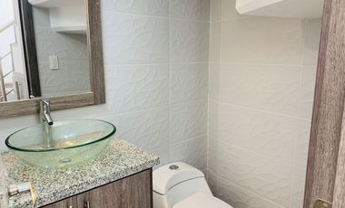 Casa en venta sector Y del Cebollar cerca redondel Abelardo J Andrade