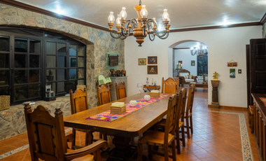 EXCELENTE CASA EN VENTA 