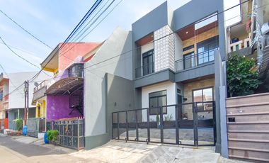 Rumah Idaman 16 Mnt ke Living Plaza Ciputat 2 Lantai Siap KPR J-38928