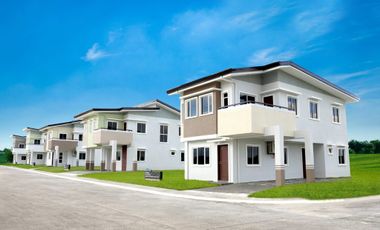Arcadia by Suntrust Atlanta Model: 4-Bedroom House and Lot for Sale in a Subdivision in Porac, Pampanga