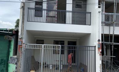 Decent 2 Storey Townhouse For sale with 3 Bedrooms, 2 Toilet/Bath and 1 Car garage in Antipolo City (PH2761)