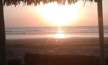 OPORTUNIDAD DE VENTA COMODA CASA DE PLAYA EN LA MEJOR DEL ECUADOR
