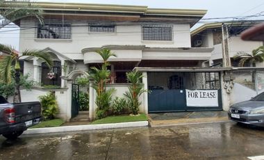 3BR DUPLEX HOUSE WITH POOL AT CAPITOL 8 SUBDIVISION