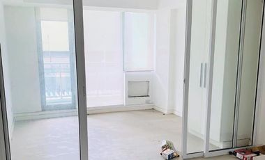 32+ SQM. 1BR UNFURNISHED CONDO UNIT AT AZURE URBAN RESORT RESIDENCES NEAR SM CITY BICUTAN - NAIA / MANILA INTERNATIONAL AIRPORT - NEWPORT WORLD RESORT