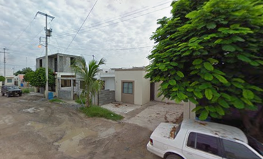 CASA EN SANTA ALEJANDRA, LOS PINOS, RIO BRAVO, TAMAULIPAS. ¡CASA EN REMATE! -FQA