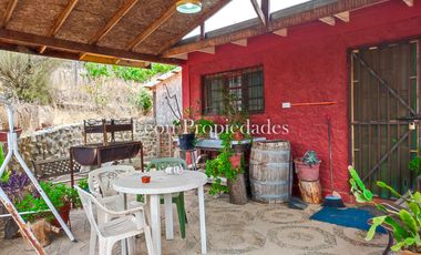 Leon Propiedades vende parcela con casa en sector Cuyuncavi, Curacavi.
