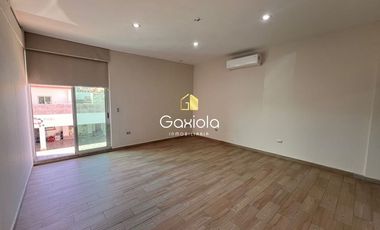 Se renta casa en Privada , sector La Conquista