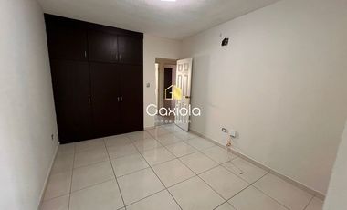 Se renta casa en Privada , sector La Conquista