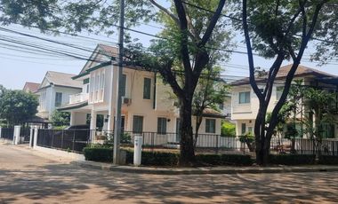 ขายบ้านเดี่ยวหลังมุม ม.มัณฑนา วงแหวน- เทพารักษ์  4 นอน 3 น้ำ  เนื้อที่ 92 ตรว. พท.ใช้สอย 197 ตรม. ราคา 9.9 ล้านบาท