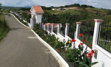 VENTA DE CASA CAMPESTRE DE 1.000 M2 CONSTRUIDOS EN CERRITOS (PEREIRA)