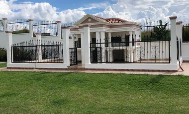 VENTA DE CASA CAMPESTRE DE 1.000 M2 CONSTRUIDOS EN CERRITOS (PEREIRA)
