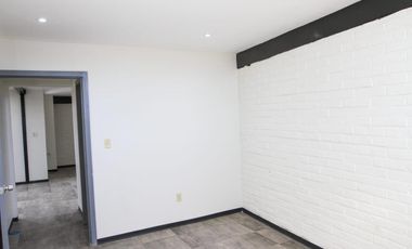 Edificio en Venta de 4 pisos con seis departamentos y terraza. Col. Melchor Ocampo