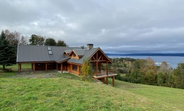 Casa dentro de parcela en Lago Rupanco - Región de Los Lagos