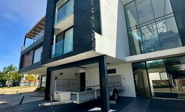 VENTA casa de 5 recamaras en Angelopolis, Puebla, excelente diseño y acabados