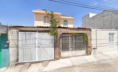 Oportunidad de Casa en Venta en Colonia Lazaro Cardenas, Queretaro, Qro