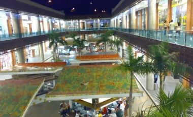 ARRIENDO OFICINA EN CENTRO COMERCIAL CHIPICHAPE