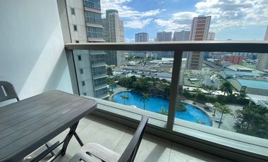 Fully furnished and renovated 2 bedroom for rent at One Shangrila Place