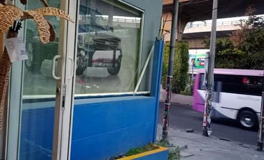Local de 4 Pisos en Periferico Norte Naucalpan de Juárez