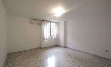 Apartamento en arriendo en Alto Prado.