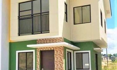 READY FOR OCCUPANCY 3- bedroom single attached house for sale in St Francis Hills Consolacion Cebu