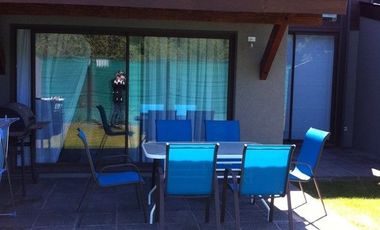 Casa en condominio frente a la playa *863