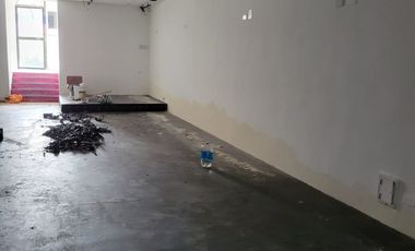 En venta estratégico Local Comercial en Edificio Torres del Norte