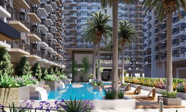 1 Bedroom condo unit w/ Balcony Facing Skyline near NAIA Terminal