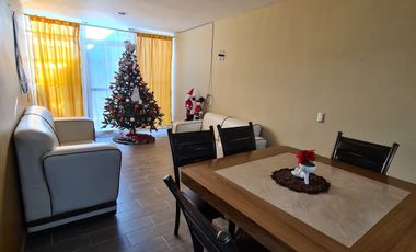 EXCELENTE CASA CON TERRENO