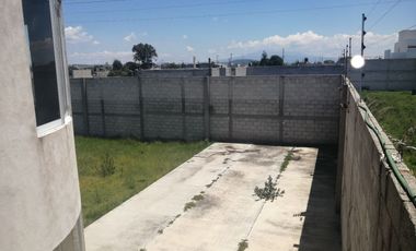 EXCELENTE CASA CON TERRENO