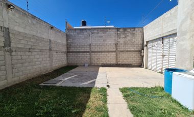 EXCELENTE CASA CON TERRENO