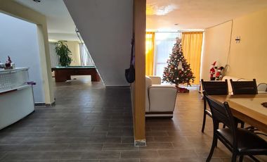 EXCELENTE CASA CON TERRENO