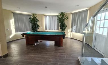 EXCELENTE CASA CON TERRENO