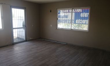 EXCELENTE CASA CON TERRENO