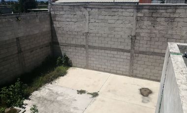 EXCELENTE CASA CON TERRENO