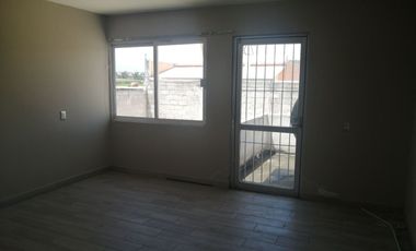 EXCELENTE CASA CON TERRENO