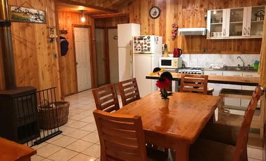 Cabaña en parcela subida al Volcan, Pucón