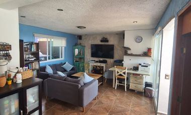 HERMOSA CASA AL NORTE DE CUERNAVACA. ACEPTA MASCOTAS, AMPLIO JARDÍN
