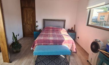 HERMOSA CASA AL NORTE DE CUERNAVACA. ACEPTA MASCOTAS, AMPLIO JARDÍN