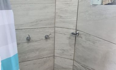 HERMOSA CASA AL NORTE DE CUERNAVACA. ACEPTA MASCOTAS, AMPLIO JARDÍN