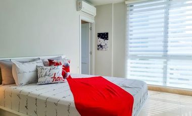Lujoso Apartamento Moderno con Vista al Mar