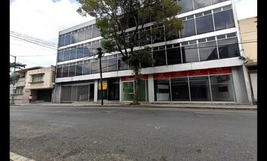 Edificio en Venta o Renta en Toluca Centro, primer cuadro de la Ciudad. A 2 minutos de Los Portales, 8 minutos de Paseo Tollocan.
