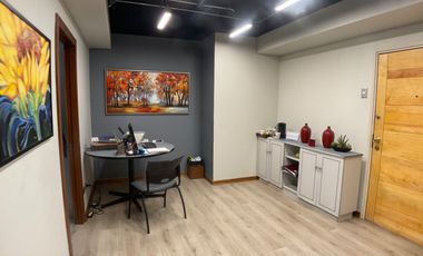 Oficina impecable y renovada