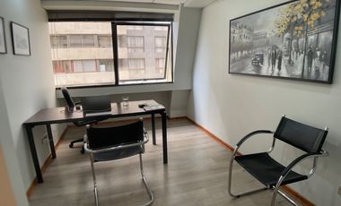 Oficina impecable y renovada